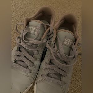 Adidas cloud foam grey tennis shoes size 7